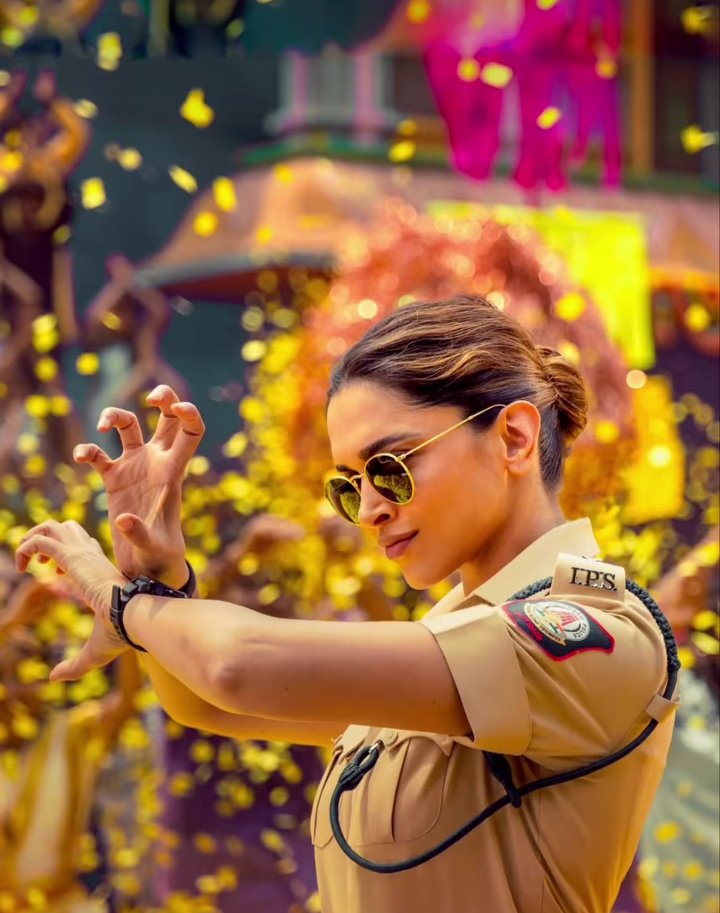 Uff killing it my deepu as #ShaktiShetty 

#DeepikaPadukone #RohitShetty #LadySingham #LadySuperstar #Hero #ShaktiSingham #SinghamAgain 
<a href="/deepikapadukone/">Deepika Padukone</a>