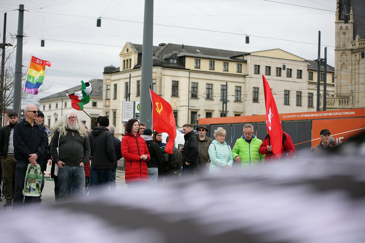35th. Easter demonstration in Chemnitz - Germany. (29.03.2024) "For peace, for a world without wars" The symbol of the Demonstration, is the white dove.

#Documentary #Deutschland #strike