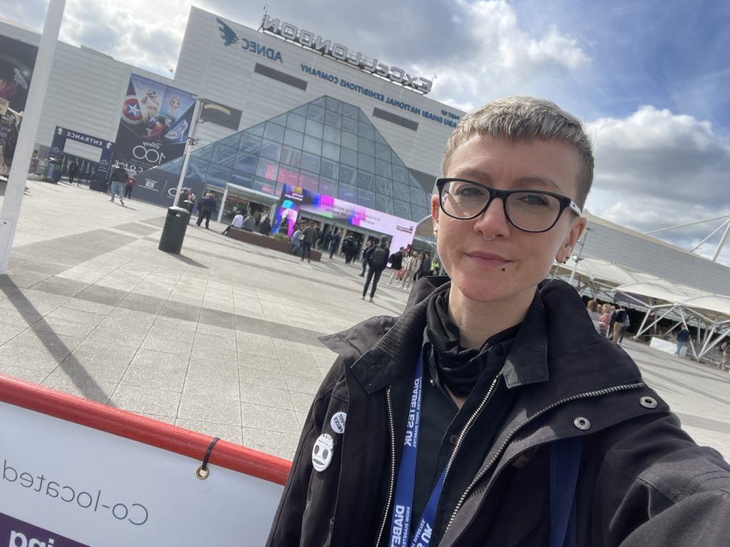 Met/reconnected with so many wonderful people at #DUKPC2024

Loved attending with <a href="/Deepost30/">Dr Diane Morrow</a> sharing work (@JDRFUK funded) on the co-design of a digital platform for young people living with type 1 diabetes: tracking &amp; supporting access to psychosocial help 🤝🏼🫶🏼 <a href="/Sinead_Hannan_/">Sinny</a>