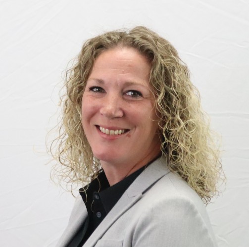 We are pleased to announce Rita Castans as Huntley High School's new athletic director! 👏 Castans has been with Huntley 158 since 2009 and brings a wealth of experience, passion, and a deep-rooted commitment to our student athletes.

💻READ MORE: huntley158.org/2024/04/19/hun…