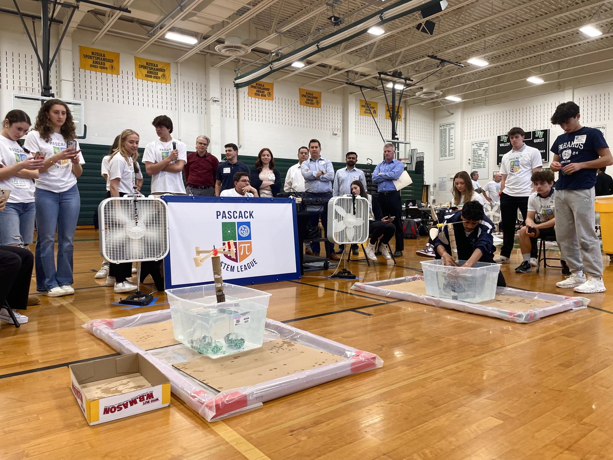 Leading Light Wind tweet media