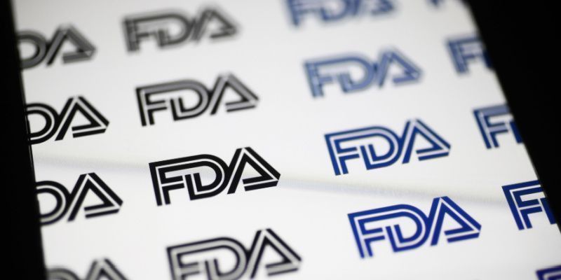 The FDA ODAC voted in favor of the use of MRD-negativity as an endpoint for accelerated approval in #myeloma trials.

Read more about the vote, with remarks from @DrChrisHourigan (@FralinBiomed), @Dr_RaviMadan (@theNCI), & @MaurerStats (@MayoClinic).

📖 buff.ly/4aF8oxb