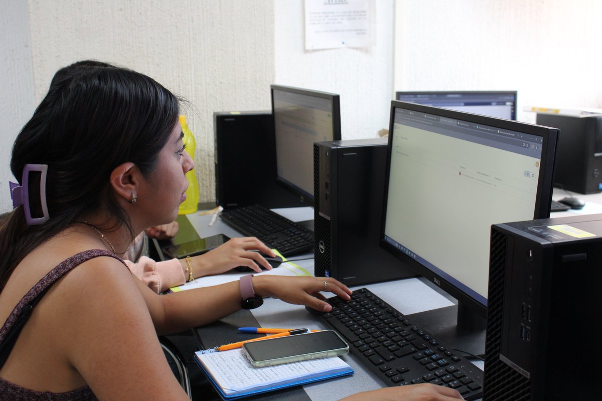 UAM_Iztapalapa's tweet photo. #Taller “Infografías Interactivas”, presentado por la Instructora Fabiola Sánchez (#Virtuami)
📌Si te inscribiste recuerda que la siguinte sesión es de 15:00 a 17:00 h.
@CodaiIztapalapa
#ComunidadUAMI #VidaUniversitaria #InfografíasInteractivas https://t.co/i9jOqALInv