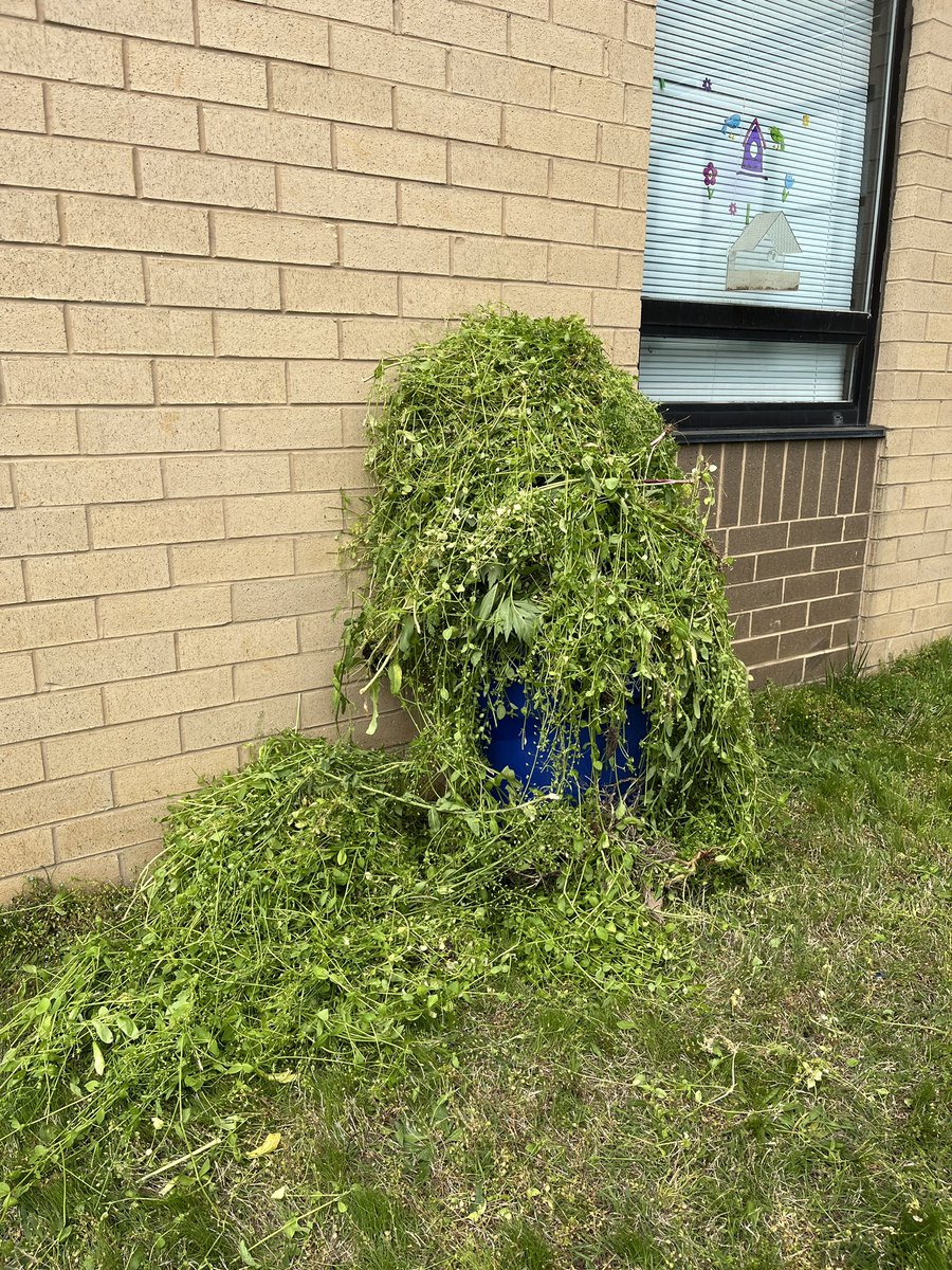 Kathleen Herron (@kherron2016) on Twitter photo Ms. Vermillionās Class <a href="/RiversideFCPS/">RiversideES</a> showed amazing teamwork when they pulled 6 bags of weeds from The Green Grove. <a href="/STEAMatRES/">RiversideSTEAM</a> <a href="/fcpsGet2Green/">FCPS Get2Green</a> @FCPSScience #RocketsRockIt Ms. Vermillionās Class <a href="/RiversideFCPS/">RiversideES</a> showed amazing teamwork when they pulled 6 bags of weeds from The Green Grove. <a href="/STEAMatRES/">RiversideSTEAM</a> <a href="/fcpsGet2Green/">FCPS Get2Green</a> @FCPSScience #RocketsRockIt
