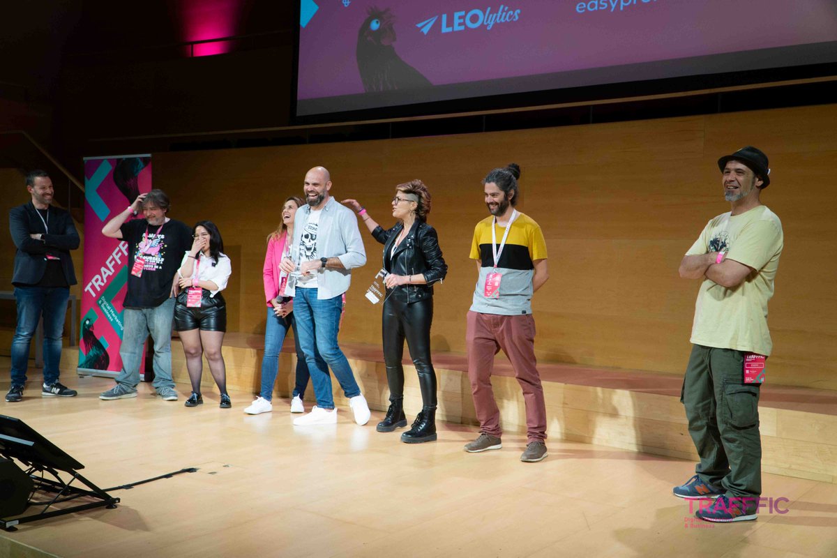 Ja fa una setmana de la segona edició de <a href="/TRAFFFICpro/">TRAFFFIC</a> i amb l'huracà que va suposar encara no n'havia publicat res! ☺️ La veritat és que més feliç impossible!
No tinc paraules per expresar tot el que es va viure, però si que m'agradaria agraïr a tot l'equip, ponents i