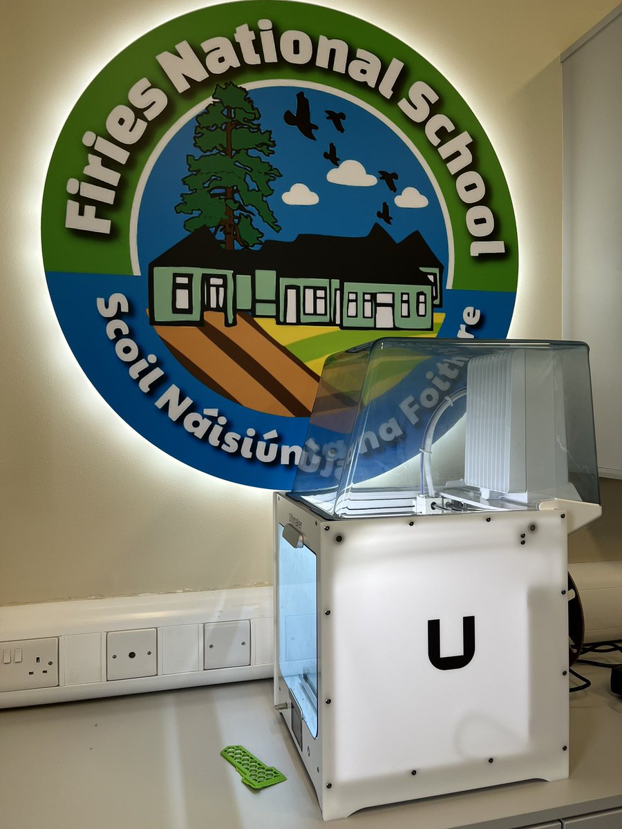 Our 3D printer travelled from <a href="/MurhurNS/">Murhur National School</a> to Firies National School today. The teachers and children shared their knowledge and experiences. Many thanks to <a href="/I_Form_Centre/">I-Form</a> for this amazing learning opportunity. We are preparing our students for the jobs of the future #STEMeducation