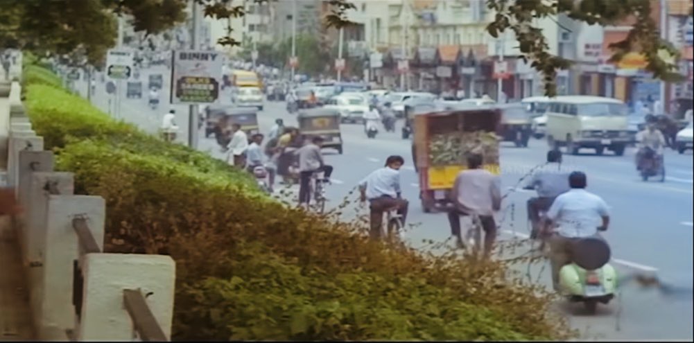 #OldBangalore: MG Road, 1992

#Bangalore #Bengaluru #Mgroad