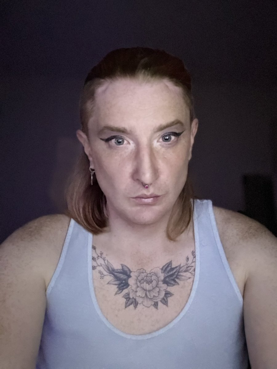 Man mocks female detransitioner and brags that he looks more feminine than her. He looks like if James Cameron made Avatar into a horror film.