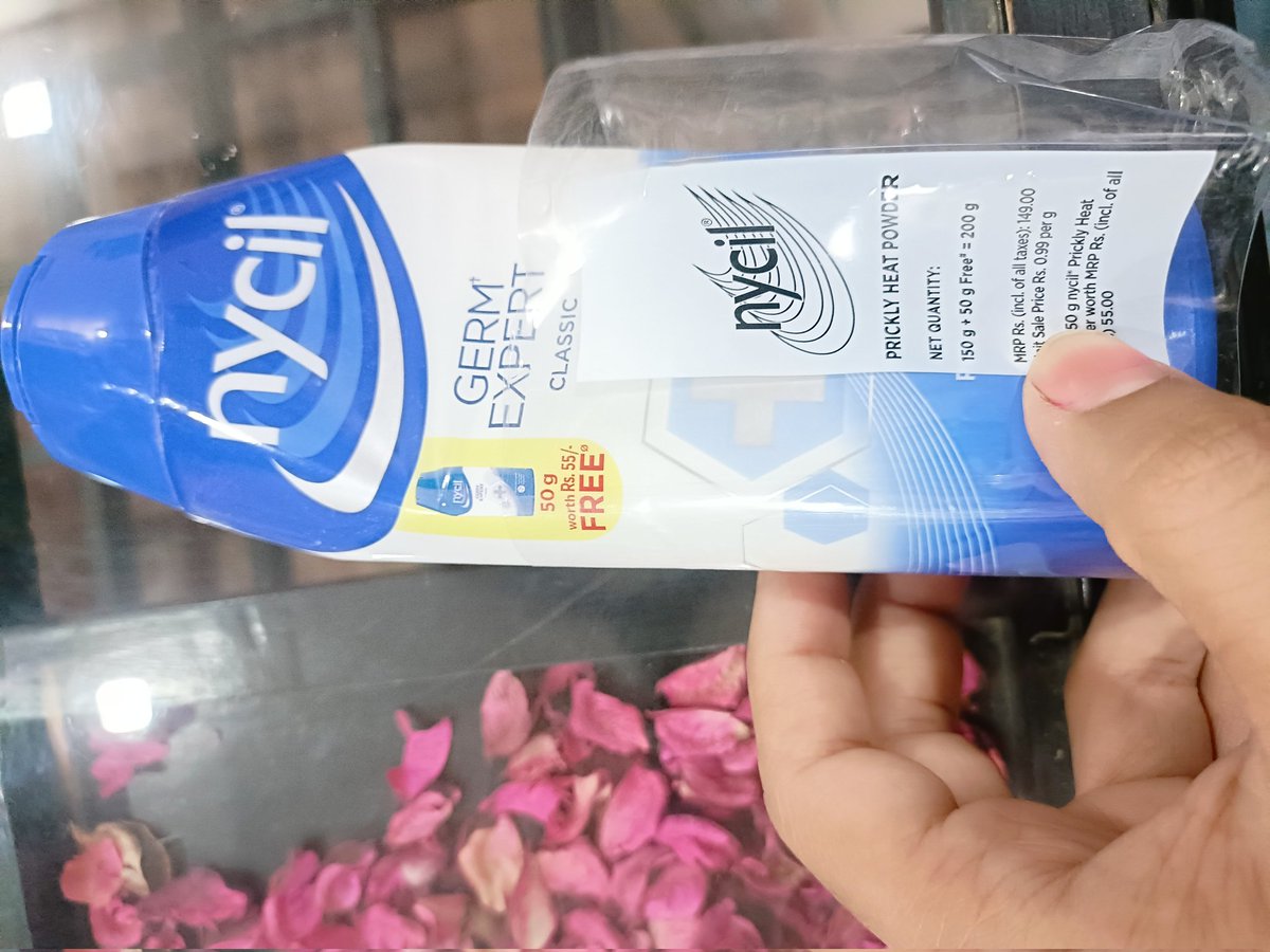 jainarchit00007's tweet photo. @nycil_india I bought your product but I saw free 50 g powder was empty full empty and seal is not broken . Please look into matter I have valid bill also . Revert ASAP. https://t.co/pVYFCkIVvk