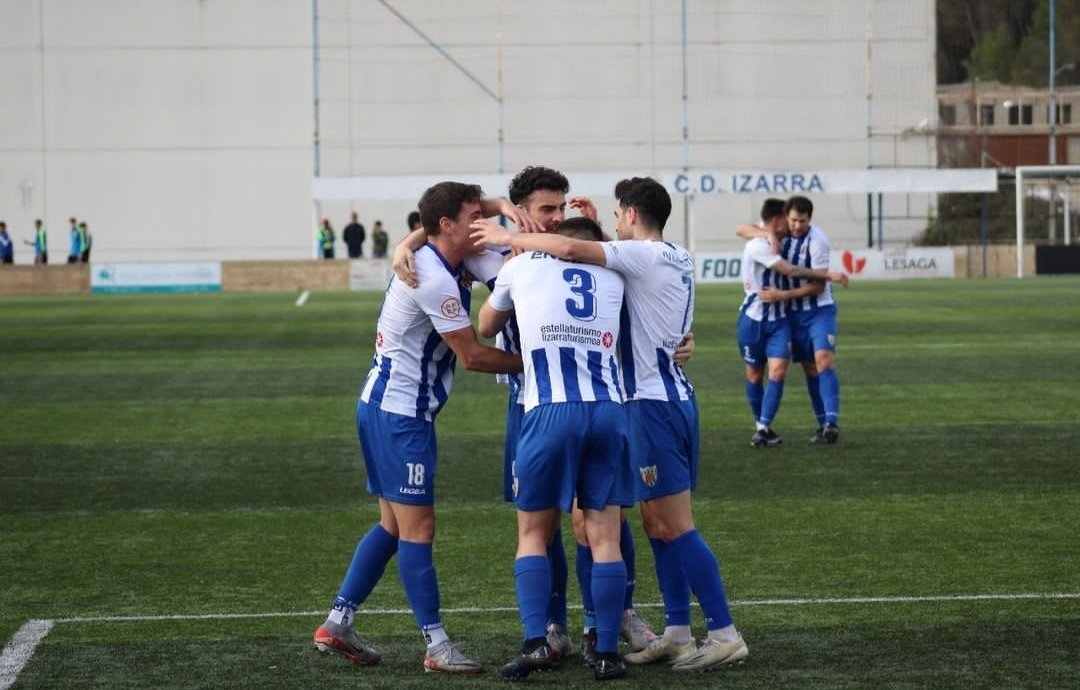 🤤 𝘾𝙧𝙚𝙚𝙧.

El @CD_Izarra buscará una nueva victoria para mantenerse en #SegundaFederación 🚀⚽

😴 Licencia para 𝐬𝐨𝐧̃𝐚𝐫.