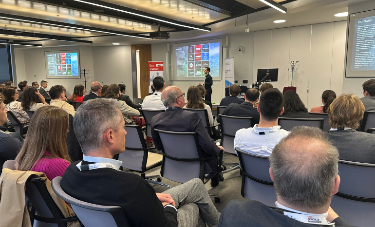 UCLSoM's tweet photo. From the slopes to startup success, special guest @charlieraposo shared his insights on resilience and determination at the #STARTAlp event too! 🎿
@UCL @UCLEnterprise #UCLSoM #Entrepreneurship https://t.co/LlAp8nkP9D