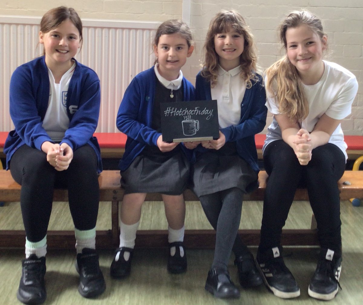 TheHuntspills's tweet photo. Well done to our Hot Chocolate pupils who have been amazing role models during playtime & in class this week. Also to our Learning Champs who were chosen for their excellence & enthusiasm in learning. What a great week first week of Term 5!!
Great work all! ππ
#teamTHPA https://t.co/iNqZJS2dQL