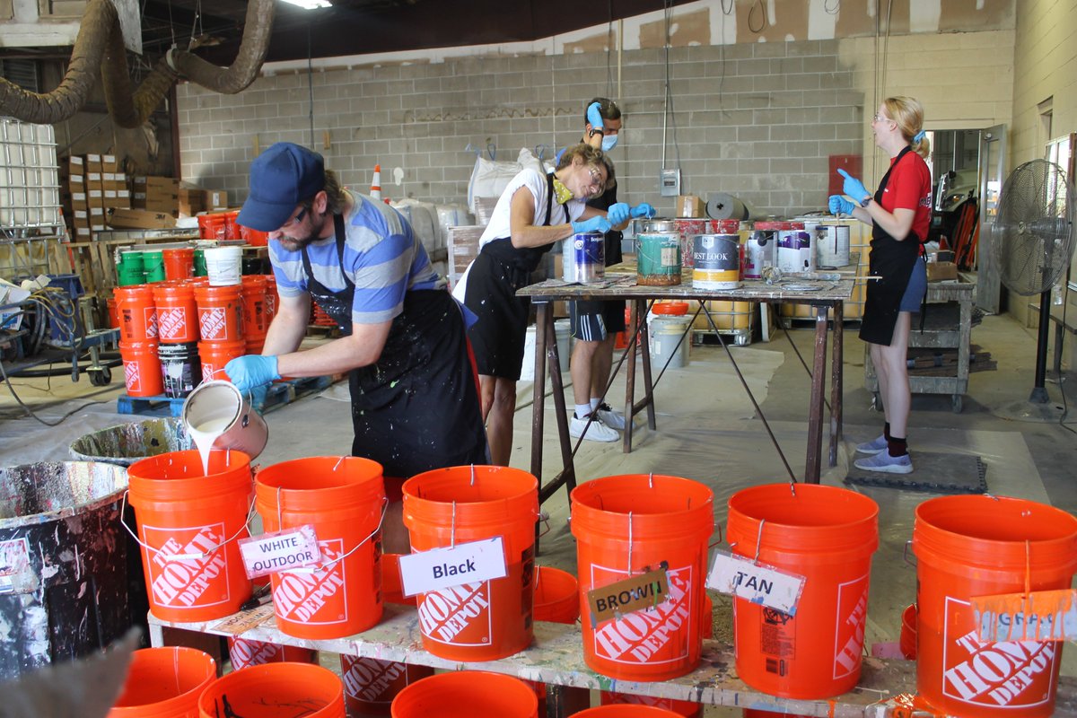 #NationalVolunteerRecognitionDay 
Numbers from the City's annual report of volunteer service:
8,779 hours supporting Utilities
8,149 bags of litter picked up 
684 hours at Household Hazardous Waste collections
Everyone at City of Columbia Utilities is grateful for your hard work.