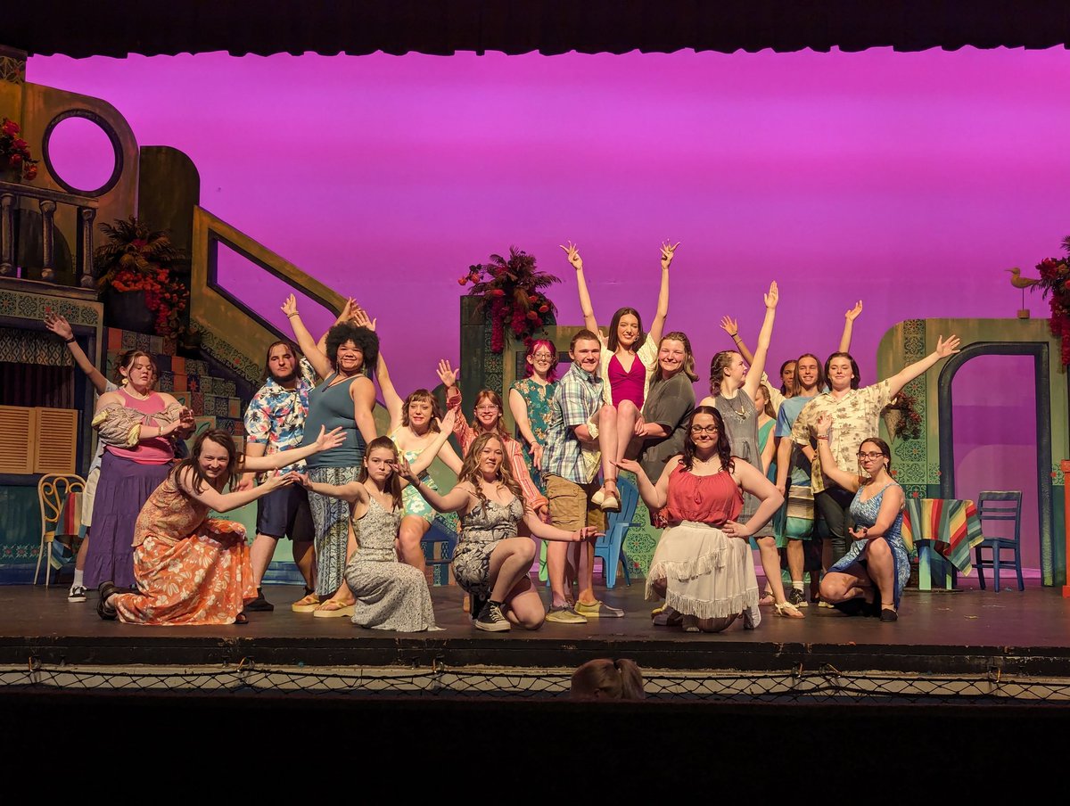 Happy Opening Night to the cast, crew, and band of Mamma Mia! 

Get your tickets now and have the time of your life!

Fhsdrama.booktix.net