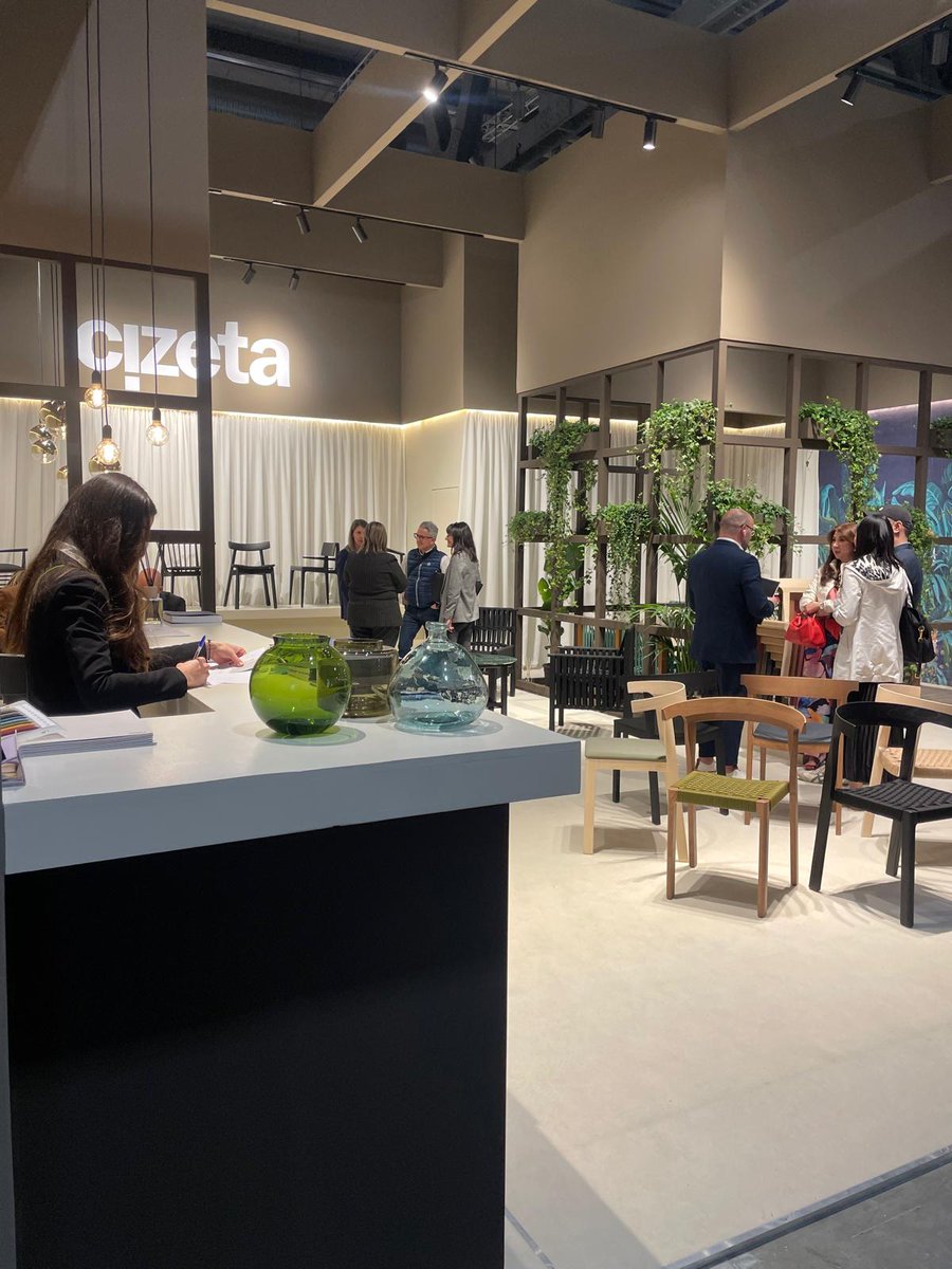 CoesioSrl's tweet photo. Dove c'è innovazione, ci siamo noi!

Coesio &amp; Partners quest'anno accompagna Rubinacci Napoli al Salone del Mobile di Milano 2024, dove il design e l'innovazione la fanno da padrona.

Il segreto del successo in pochi imperativi: studiare, crescere, consolidare, fare network! https://t.co/i1wpmsqpBP