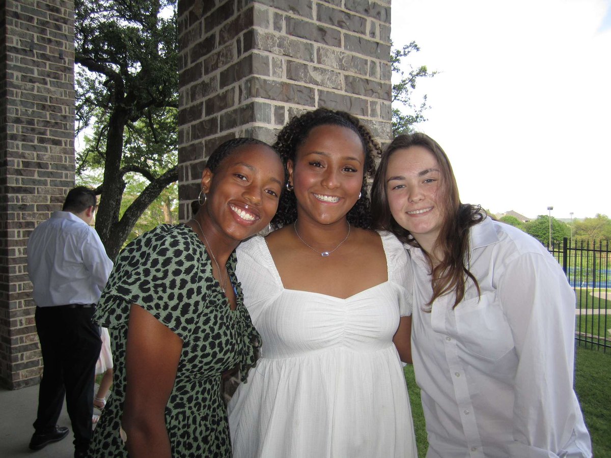 imani_yarbough's tweet photo. Tuesday we had our annual soccer banquet. I had a great time ending the season with my teammates. I left with Defensive MVP, Second team all-district, and academic all-district. https://t.co/aUjy2lbNee