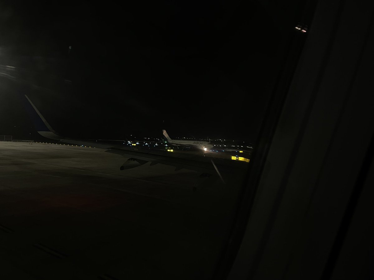 new hobby: open flight radar when on the runway and spot airplanes taking off from your window