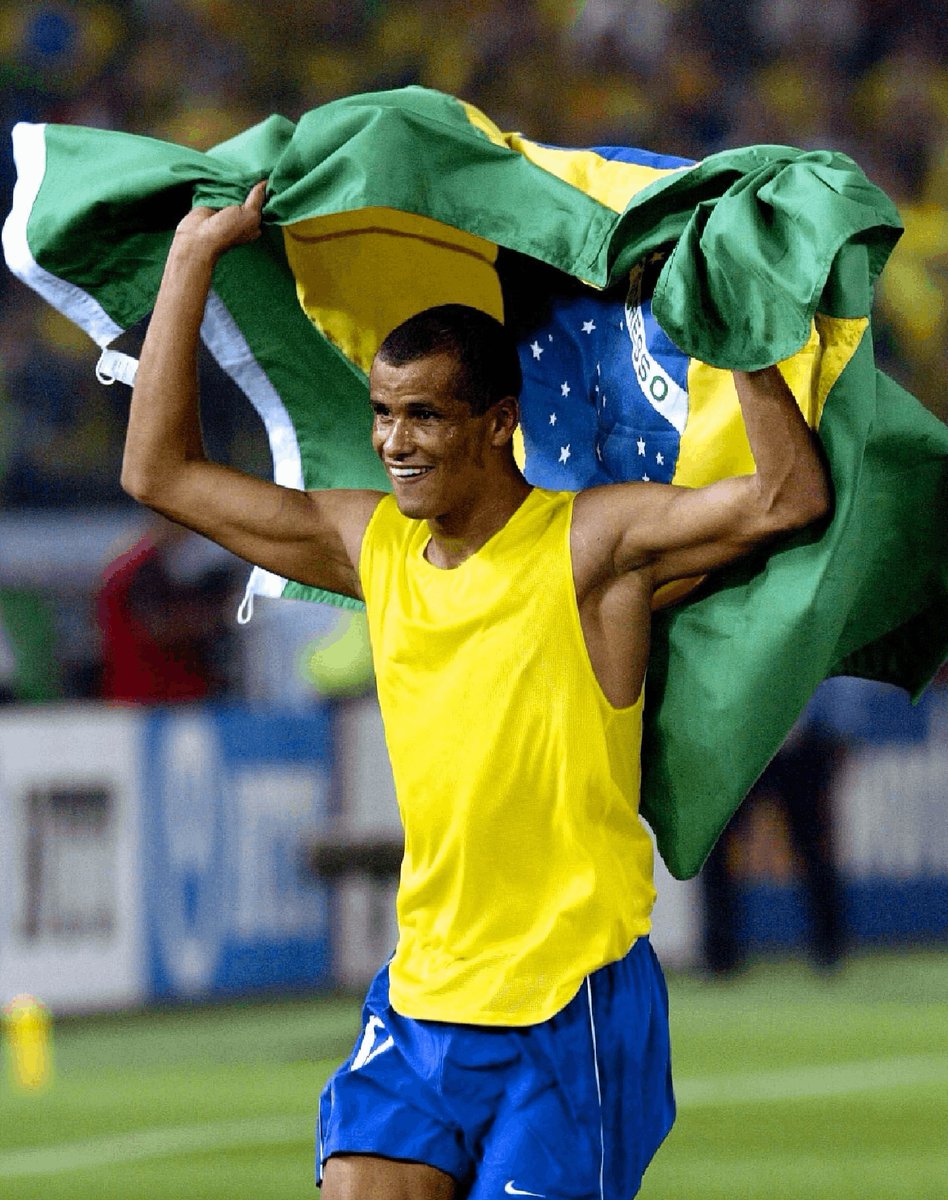 Rivaldo. Pentacampeão. ⭐️⭐️⭐️⭐️⭐️

#CopadoMundoFIFA | @RIVALDOOFICIAL