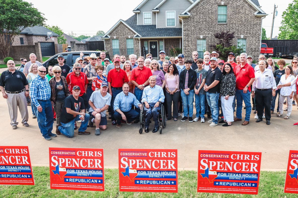 📍Reno, Texas Great to be out yesterday knocking on doors to support Chris Spencer. Chris is the CLEAR conservative choice for House District 1. Together, we will continue to defend the values that keep Texas the land of freedom and opportunity.