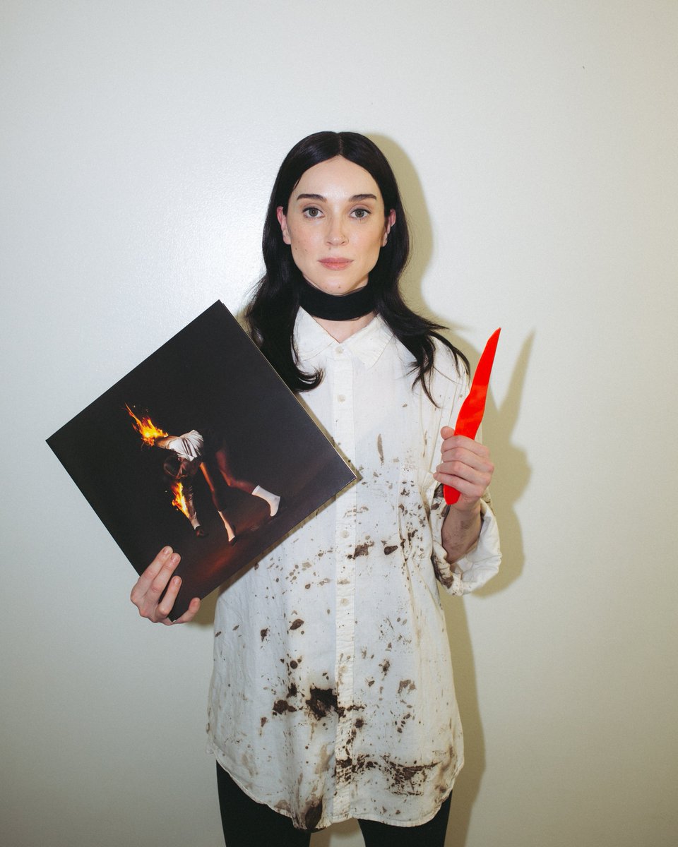 St. Vincent tweet media