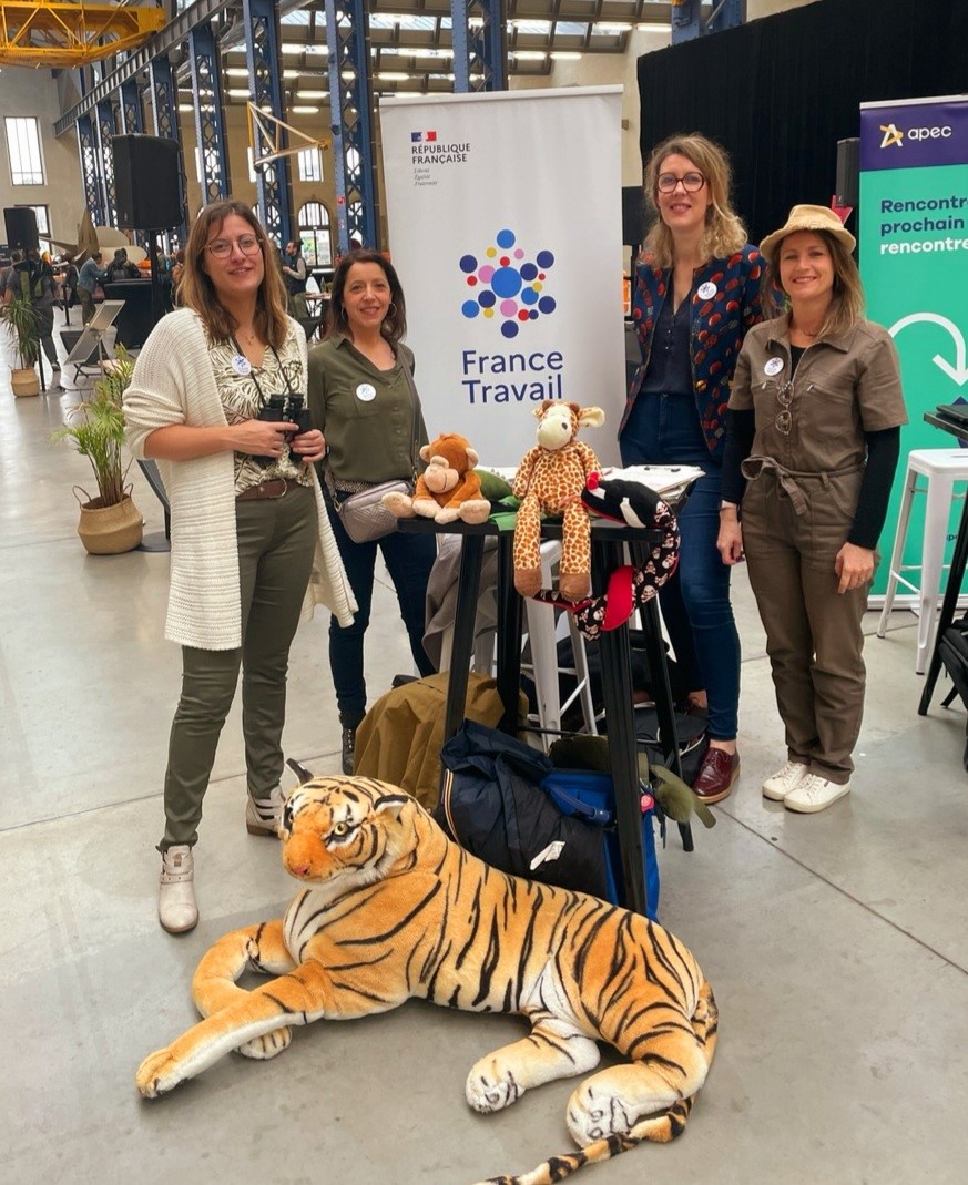 500 personnes ont participé le 11 avril au Job Connect #SafariDesMétiers organisé par la #FrenchTech et #AdnOuest. Les équipes de #FranceTravail Brest partenaires de l’évènement. Infos sur les métiers, les formations du numérique, job dating, escape game, conférences, ateliers