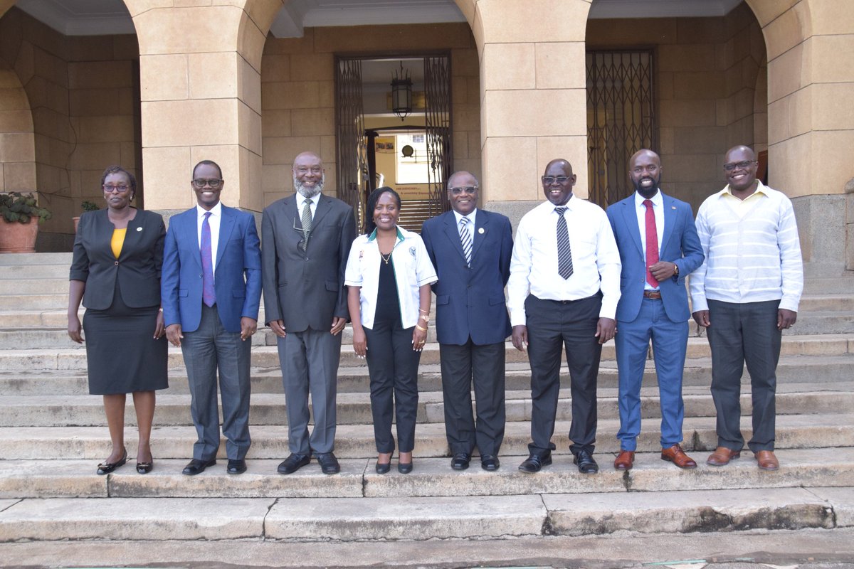 The Chief Registrar of the Judiciary Winfridah Mokaya held a meeting with the Executive Council of the Kenya Magistrates and Judges Association (KMJA) this morning in efforts to enhance collaboration with internal stakeholders to ensure the effective and efficient administration