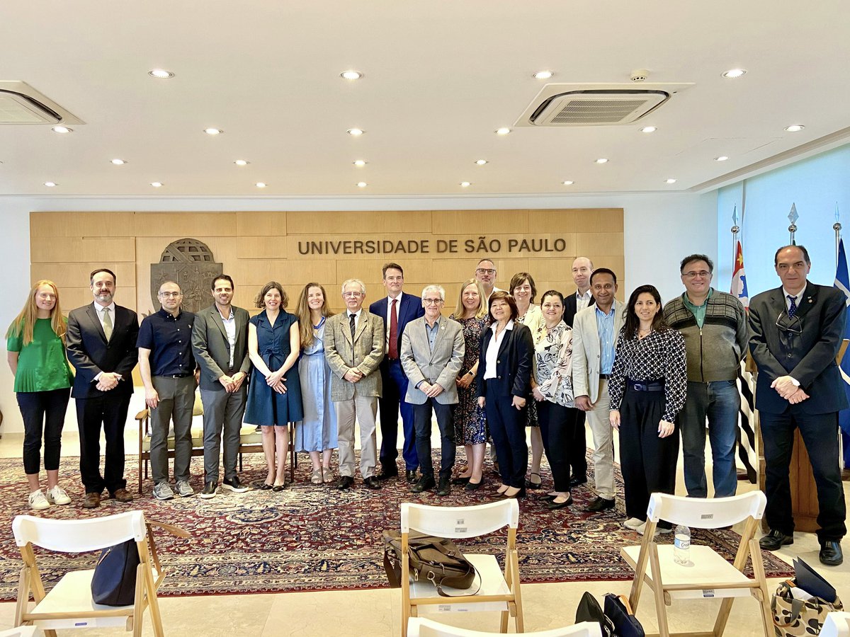 Ceremonial meeting at the University of São Paulo (USP) @usponline with the University of Birmingham @unibirmingham Brazil Institute (UBBI) for signing of the UBBI-USP joint funding scheme to foster scientific engagements and mobility