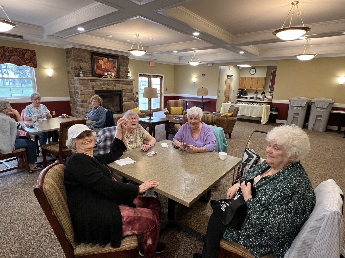 HearthstoneVil's tweet image. Talk about luck 🍀. Two of these lucky ladies won three times each in card bingo.  This is the first time we saw this happen. Congrats to all the winners. #hsv #alwaysunited #cardbingo
