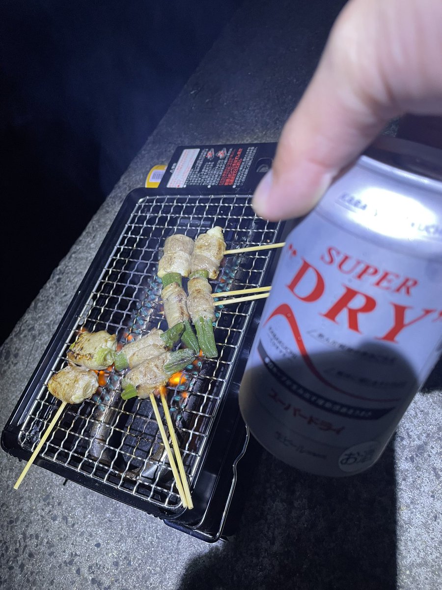 inakapp_ch's tweet photo. 釣り前に腹ごしらえ〜最高(๑⁼̴̀д⁼̴́๑)ﾄﾞﾔｯ‼

今日はイカとアジ、ワンチャンヒラメ狙って釣りじゃ〜 https://t.co/yBqUdshZeI