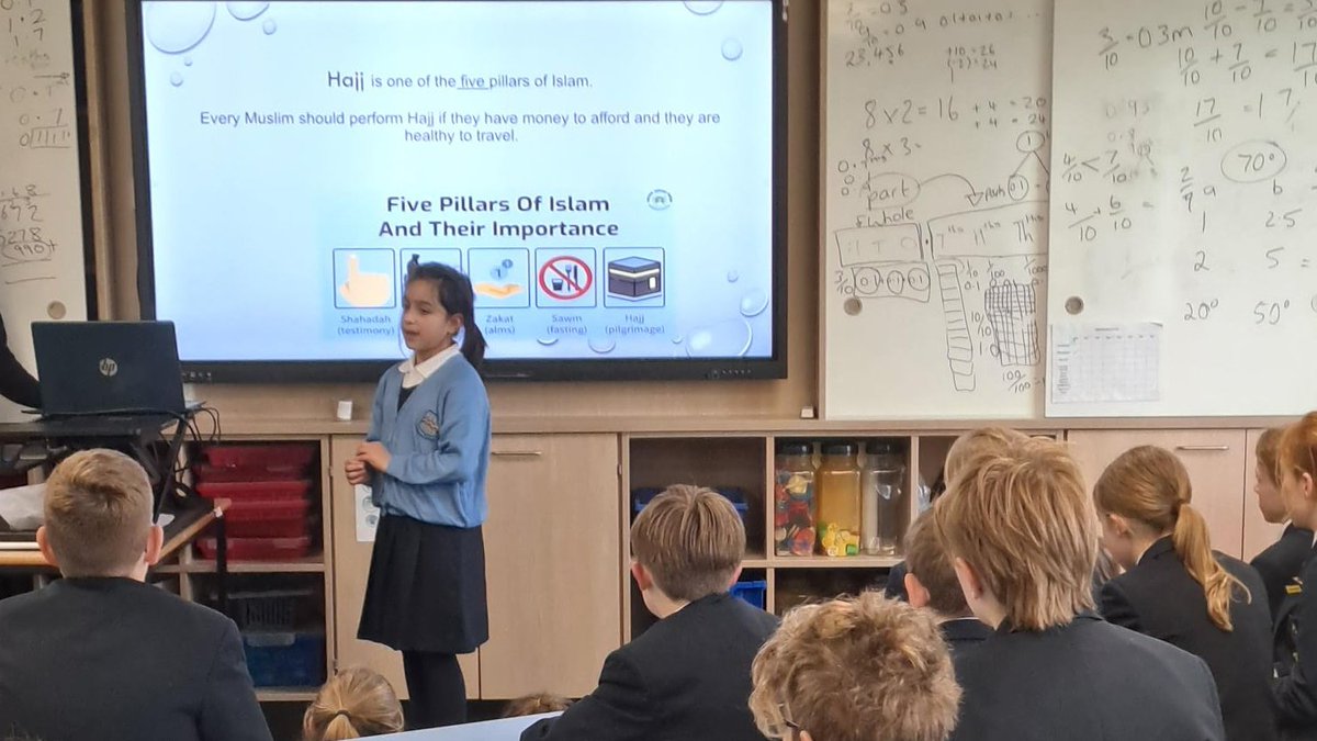 We have a natural teacher in our midst! This year 2 pupil wrote and delivered an outstanding presentation on 'Hajj - the Islamic Pilgrimage to Mecca', to the whole of Year 6! She even took questions at the end. What a superstar! 💛🌟💙