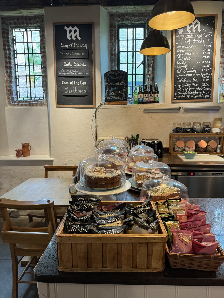 Great to catch up with the @VisitYork team to chat all things Visit York Tourism Awards this morning. Delighted to be chairing the judges again this year. Highly recommend the cafe at @YorkAdventurers for a coffee - lovely.