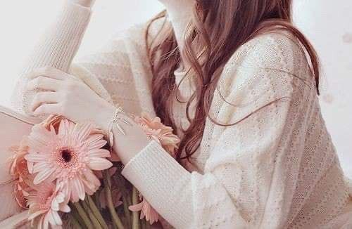 pi___iw's tweet photo. "بعيداً عن #ضوضاء العالم نستمع لأحاديث #قلوبنا ♡ https://t.co/eEx2lX6n67