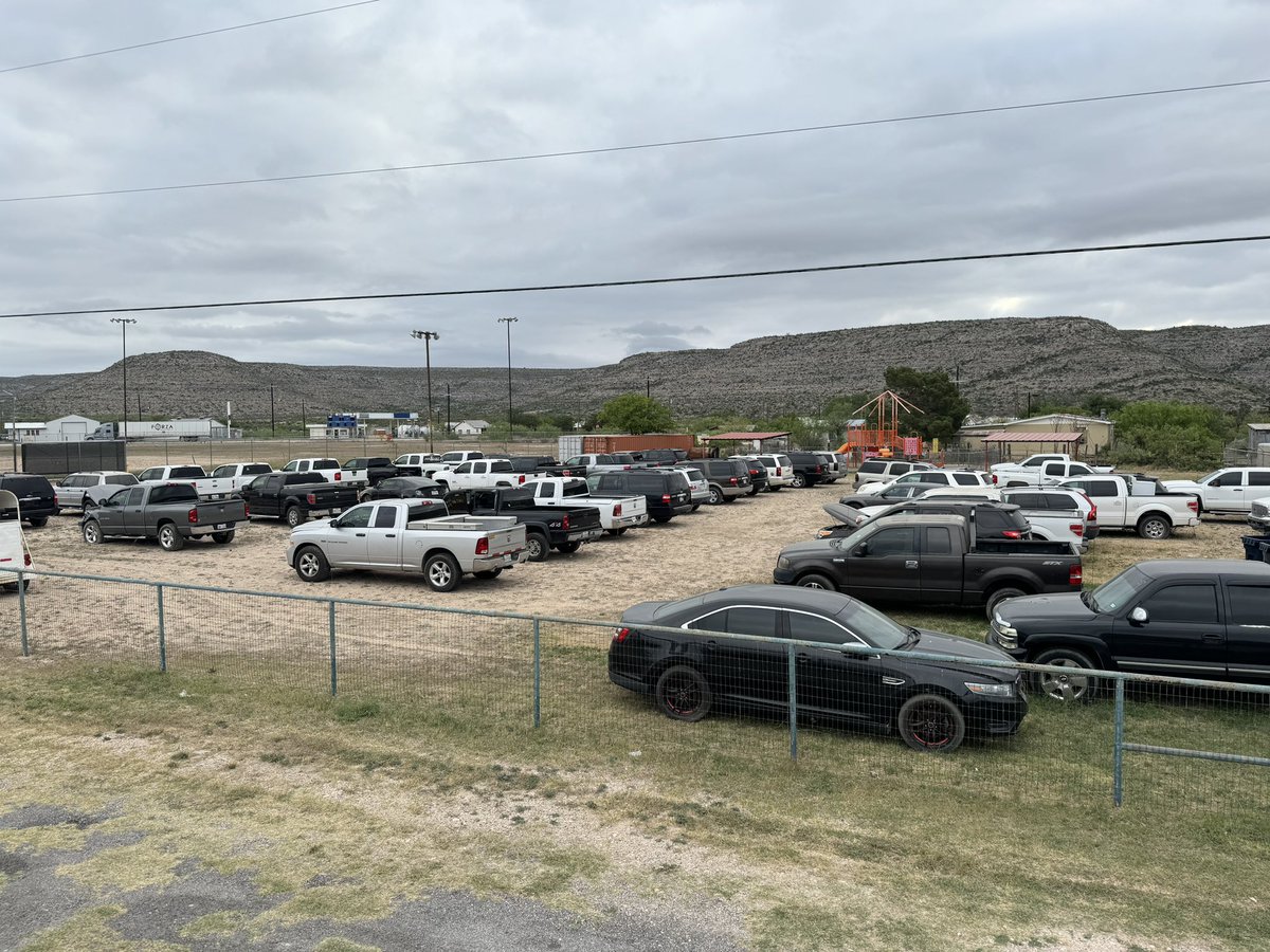 AUCTION!!!

Regardless of the weather, we will have the auction tomorrow!

All these cars were seized during illegal alien smuggling attempts by the Terrell County Sheriff's Office!

Come on out!

#OperationLoneStar
