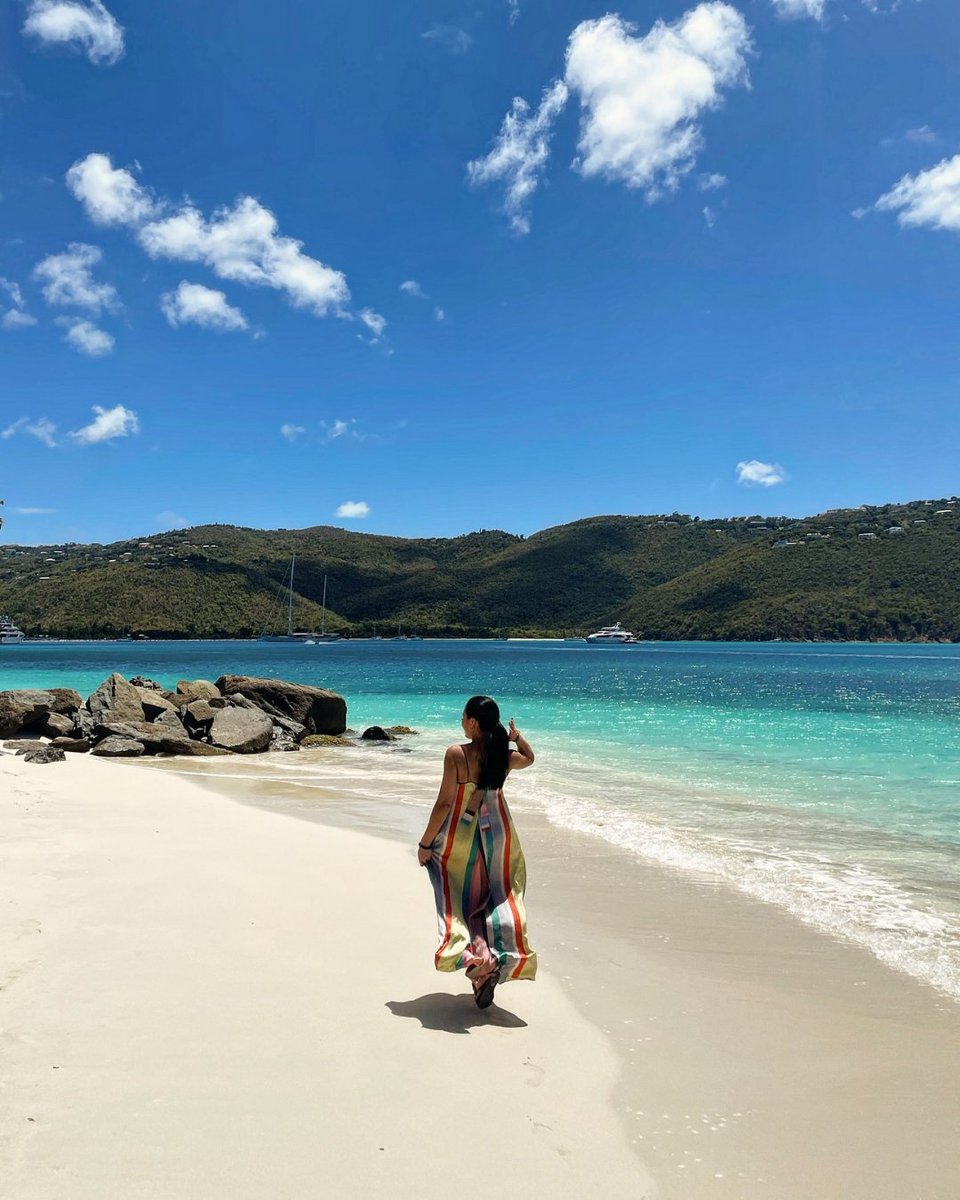 Wish you were here. 💙​
​
Tag someone you want to explore the #USVirginIslands with!👇 ​
​
IG 📸: jesmyself​
​
#VisitUSVI #NaturallyInRhythm #USVI #TropicalVacation #CaribbeanTravel #StThomas