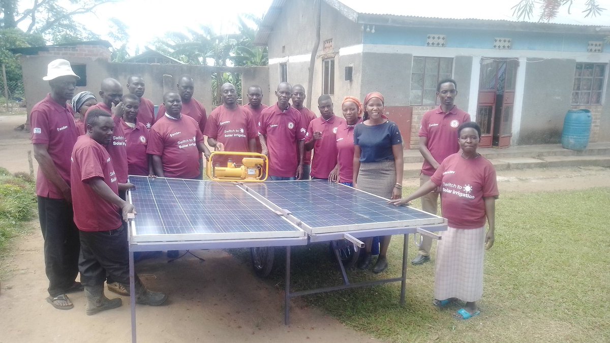 kab_consult's tweet photo. "Having open discussions where farmers share experiences regarding technology use is pivotal for promoting technology adoption. Thanks, @giz_uganda, for providing such platforms! @AchiKarungi, @NicMukisa, @Paul83416685, @AlexMayamba https://t.co/EtpQfwq97m