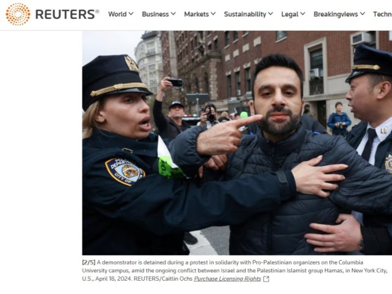 YosephHaddad's tweet image. Hi @Reuters,
I am not a pro-Palestinian protestor 
I am an Israeli Arab who is surrounded by policemen to protect me after I was attacked at a demonstration by terror supporters, I am on the way to file a complaint about the attack...
And one more thing you forgot to mention -…