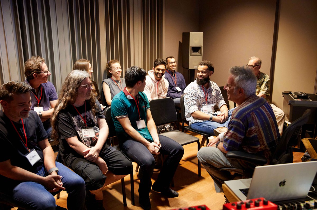 Today is the last day you can save 20% on #BerkleeOnsite2024. After 11:59 PM ET, the price jumps from $159 to $199. Don’t miss your chance to save big and join your peers in Boston from May 31-June 1. 🏙️🎵 Register now: berkonl.in/berklee_onsite 📸: Berklee Onsite 2023
