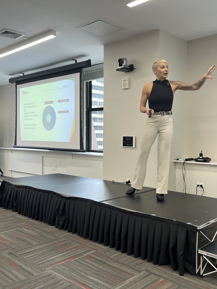 A lot of people think they’re doing seo but they’re really just doing spam. <a href="/lilyraynyc/">Lily Ray 😏</a> #seomeetup