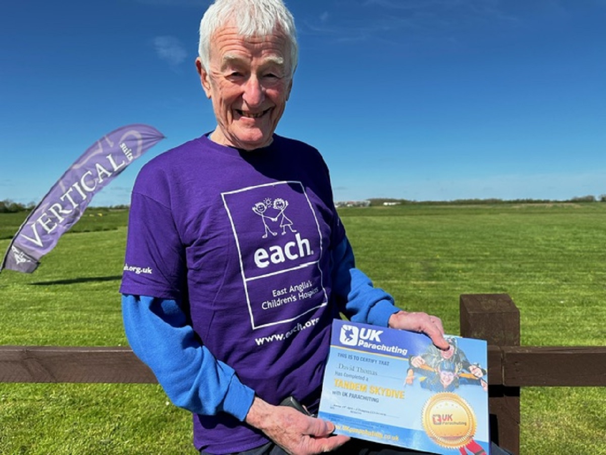 Daredevil Dave celebrated his 80th birthday in style as he took on a 13,000ft tandem skydive for EACH! Feeling inspired? Why not join us at our Skydiving Day on Saturday, 28th September. Learn more here: bit.ly/3QaOfH0