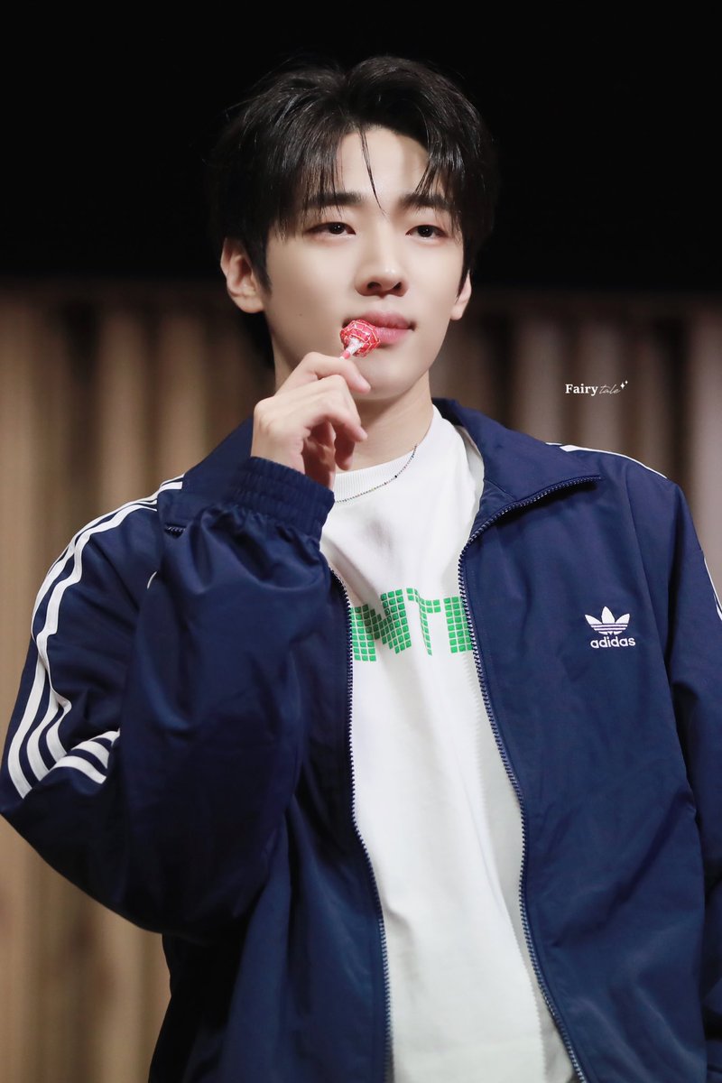 240419
점프업 팬사인회

🍭✨

#재찬 #JAECHAN 
#DKZ #디케이지