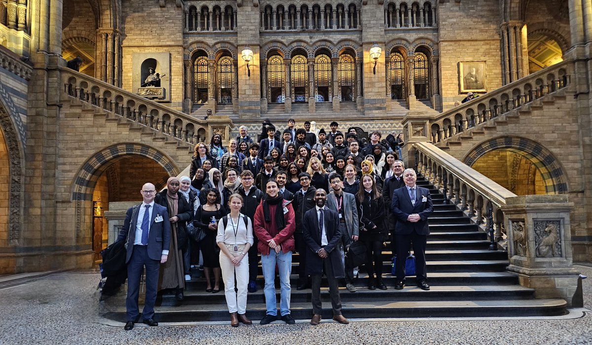 Congrats to all Y12s from 7 schools who recently produced exceptional research papers & impressive presentations at the #GreenSTEM Challenge final @NHM_London👏 Well done @WisemanEaling @DormersWellsHS @ewsmedia @ghsofficial Drayton Manor High & Queen Elizabeth's School Barnet.