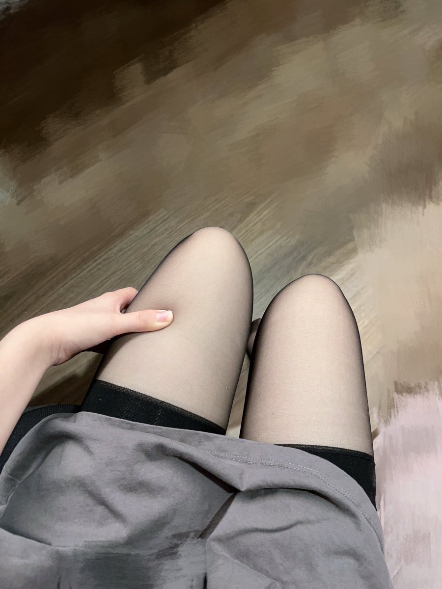 爸爸喜欢的勒肉黑丝！！！ https://t.co/BaDplWmEu3
