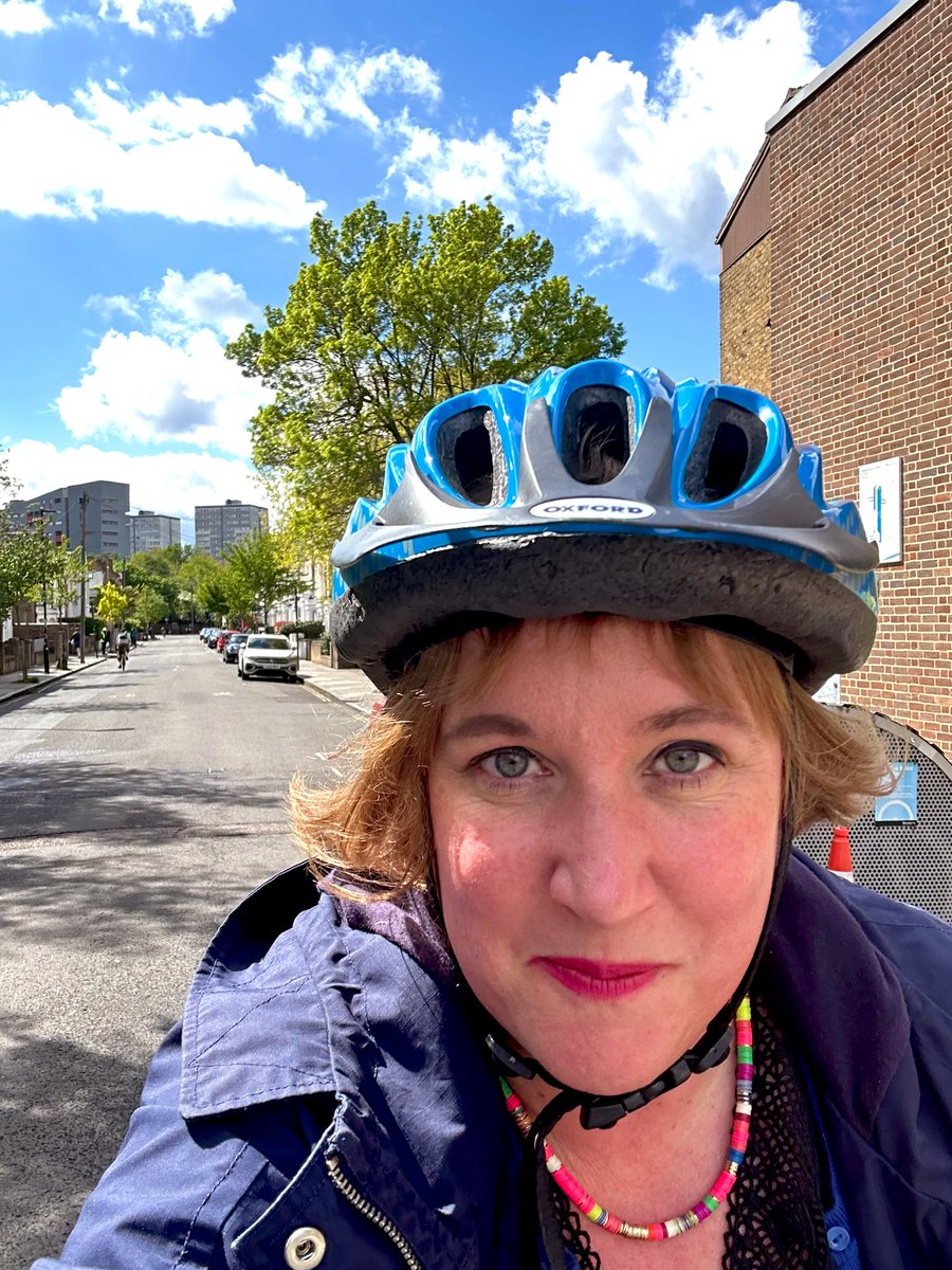 This is a: Cycling-through-a-low-traffic-neighbourhood face. This is in Highbury! After a huge downpour earlier, the sun shone, and the journey was throughly enjoyed! ☀️😃