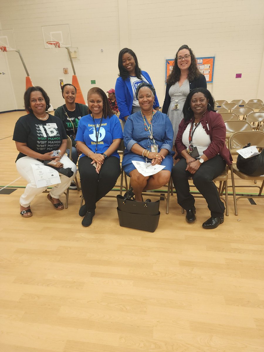 Happening Now @APSCascadeES, our very 1st IB Exhibition and a special thank you to our cluster and district friends that came out to support. @didraut @DrTProctor @ShellyGoodrum @apsupdate @APSGifted