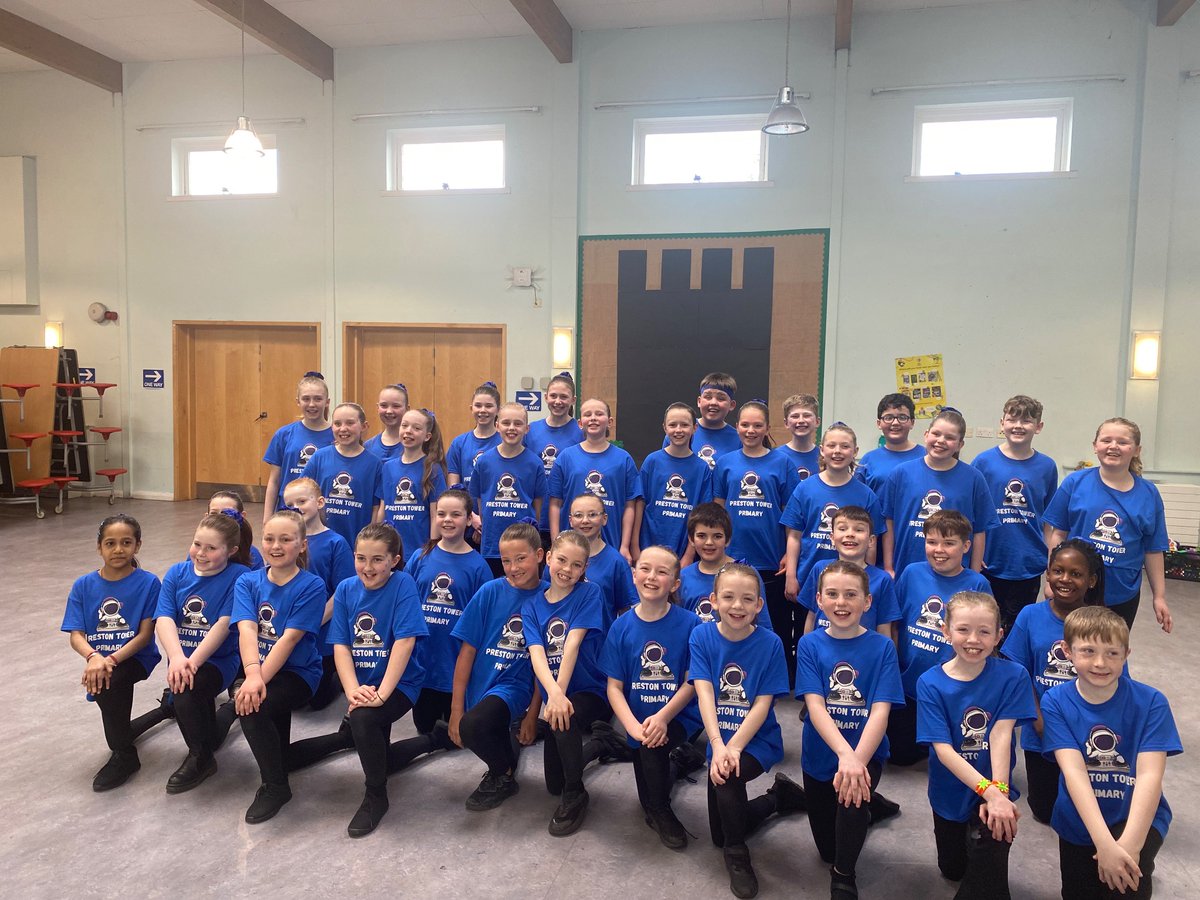 PrestonTowerPS's tweet photo. Glee choir are all ready to perform tonight in the @FrissonScot competition! They’ve worked so hard, please join us in wishing them all luck! 🍀 🌟 https://t.co/EGpyvcW3tA