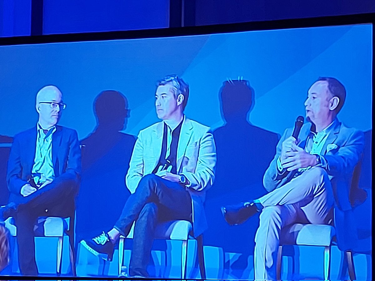 Elka Popova tweet media