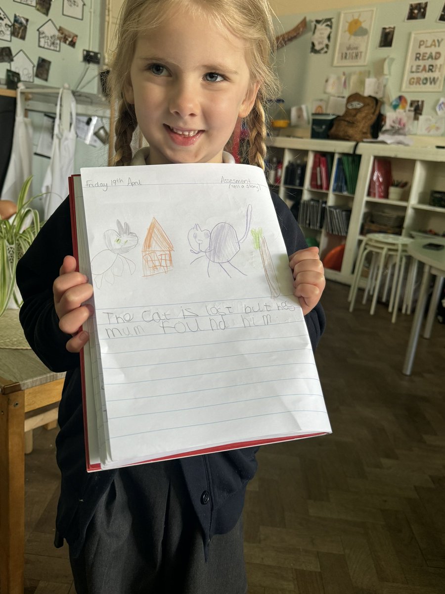 Holtonprimary's tweet photo. #HPSRec have been working hard to write stories independently. #HPSLanguage https://t.co/pp3FXTzhXO