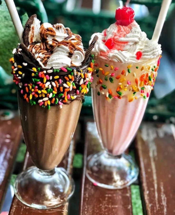 Choose one:-
Icecream or Shakes