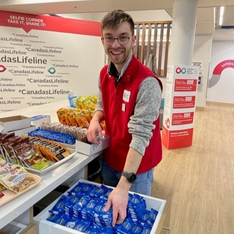 🌟 Celebrating National Volunteer Week 🌟 Meet Aidan, one of our incredible Edmonton volunteers who brightens our day, every day, with a smile! Thank you, Aiden, for your unwavering commitment and positivity. You make all the difference! #NVW2024
