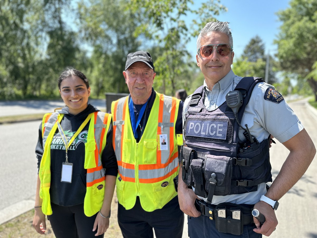 Speed Watch 🔍💨 volunteers don't miss a beat, tracking speed to keep our streets calm and safe. By recording details, warnings can be sent to drivers, reminding them to slow down.  
#VolunteerWeek #RichmondVolunteers #RichmondBC